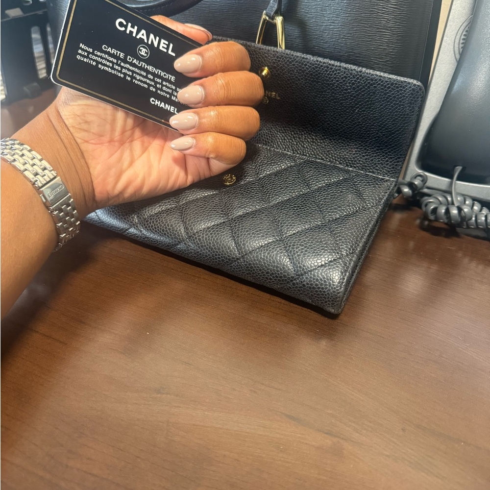 Chanel Black Quilted Leather Wallet with Metallic Detail - Picture 6 of 11
